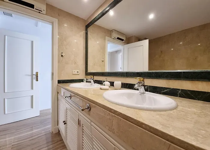 דירה Luxury Hacienda Playa מארבלה